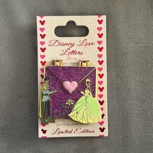 Disney Love Letters Pin Of The Month Tiana And Naveen Princess & Frog LE 3000